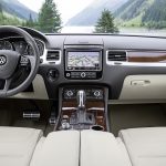 VW Touareg με νέο κινητήρα 3.0 TDI και κατανάλωση 6,6 λτ.