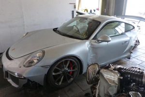 Porsche 911 GT3 με μόνο 156 χλμ. έγινε… αγνώριστη