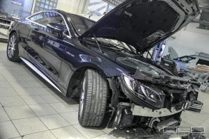 Μεταμόρφωση Mercedes S 63 AMG Coupe με γκρι μεμβράνη
