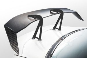 Αναβαθμισμένο Toyota 86 14R60 με αγωνιστικό εξοπλισμό