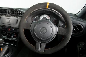 Αναβαθμισμένο Toyota 86 14R60 με αγωνιστικό εξοπλισμό