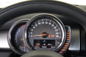 Δοκιμή νέο MINI One 1.2 TwinPower Turbo 102 PS Automatic