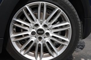 Δοκιμή νέο MINI One 1.2 TwinPower Turbo 102 PS Automatic