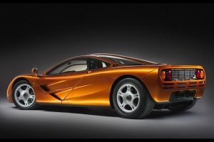 Το εγχειρίδιο χρήσης της McLaren F1 είναι έργο τέχνης (video)