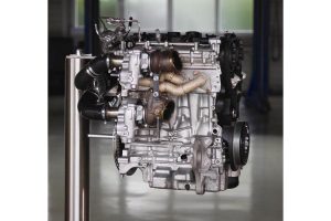 Νέος κινητήρας Volvo 2.0 λτ. με τρία turbo ισχύος 450hp! (+video)