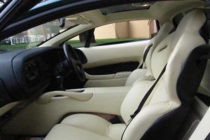 Σε δημοπρασία Jaguar XJ220 του 1991 με 8.900 χλμ.!