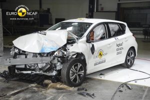 Νέα crash test σε Fabia, Pulsar, Tesla Model S και Celerio (+videos)
