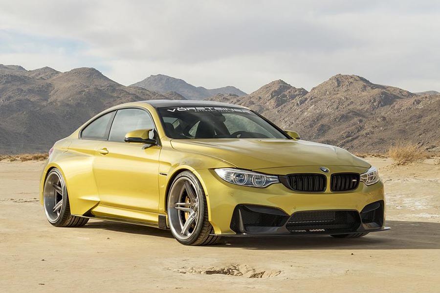 «Κτηνώδης» BMW M4 GTRS4 με body kit από ανθρακόνημα