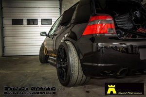 VW Golf 1500PS με κινητήρα V10 από Lamborghini Gallardo!