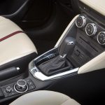 Νέες φωτογραφίες και οι επιδόσεις του ολοκαίνουργιου Mazda 2