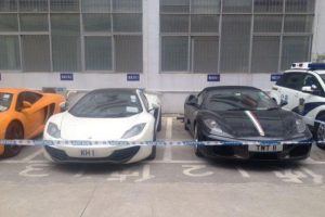 Κατάσχεση 12 supercars λόγω αυτοσχέδιων αγώνων!