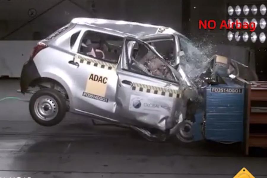Διαλύθηκε το Datsun Go στο crash test του Global NCAP (+video)