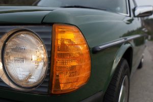 Αυτή τη Mercedes 300D του 1977 θα τη ζηλέψετε!