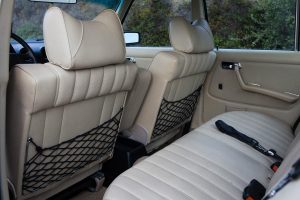 Αυτή τη Mercedes 300D του 1977 θα τη ζηλέψετε!