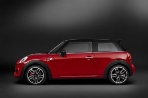 Νέο ισχυρότερο MINI John Cooper Works με 231 ίππους
