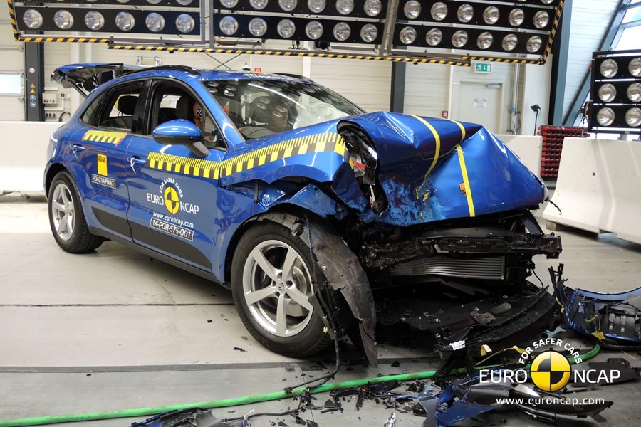 12 νέα crash tests του Euro NCAP με 3 και 4 αστέρια! (+videos)