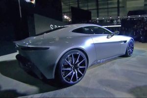 Έκπληξη! Η νέα Aston Martin DB10 του James Bond (+video)