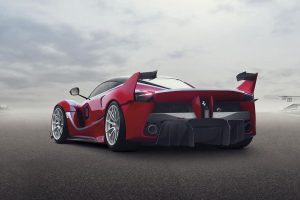 Επίσημη αποκάλυψη της Ferrari FXX K απόδοσης 1050 ίππων!