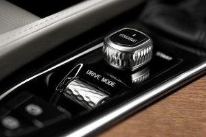 Volvo XC90 T8 Twin Engine 400HP με 2,5 λτ./100 χλμ. κατανάλωση!