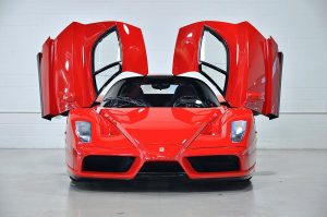 Μεταχειρισμένη Ferrari Enzo του 2003 με 570 χιλιόμετρα!