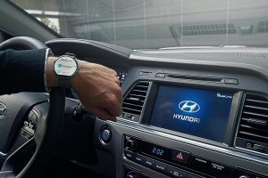 Hyundai smartwatch με αναγνώριση φωνής για εξ αποστάσεως λειτουργίες!