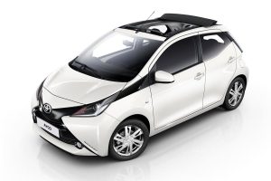 Νέο Toyota Aygo X-Wave με αναδιπλούμενη υφασμάτινη οροφή