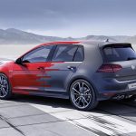 Νέο VW Golf R Touch με υψηλής τεχνολογίας εσωτερικό