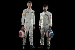 Η McLaren-Honda αποκαλύπτει τη νέα F1 MP4-30 (+video)