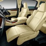 Τα νέα business class 8θέσια MPV Toyota Alphard και Vellfire