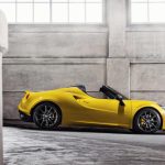 Νέα πιο «αεράτη» Alfa Romeo 4C Spider με αφαιρούμενη οροφή