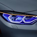 BMW M4 Concept Iconic Lights φωτίζει στα 600 μέτρα!