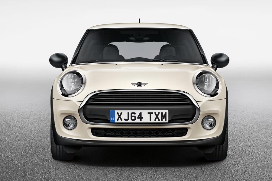 Νέο βασικό MINI One First 5θυρο 1.2 TwinPower Turbo 75 PS