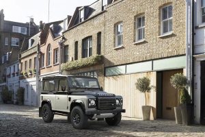 Τρεις νέες τελικές εκδόσεις Land Rover Defender (+video)