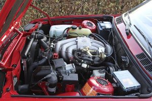 BMW 323i E30 του 1985 έχει διανύσει μόλις 247 χιλιόμετρα!