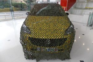 Νέο Opel Corsa με δίχτυ παραλλαγής για κάλυψη – απόκρυψη!