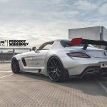Mercedes SLS AMG με αγωνιστική εμφάνιση αλά GT3