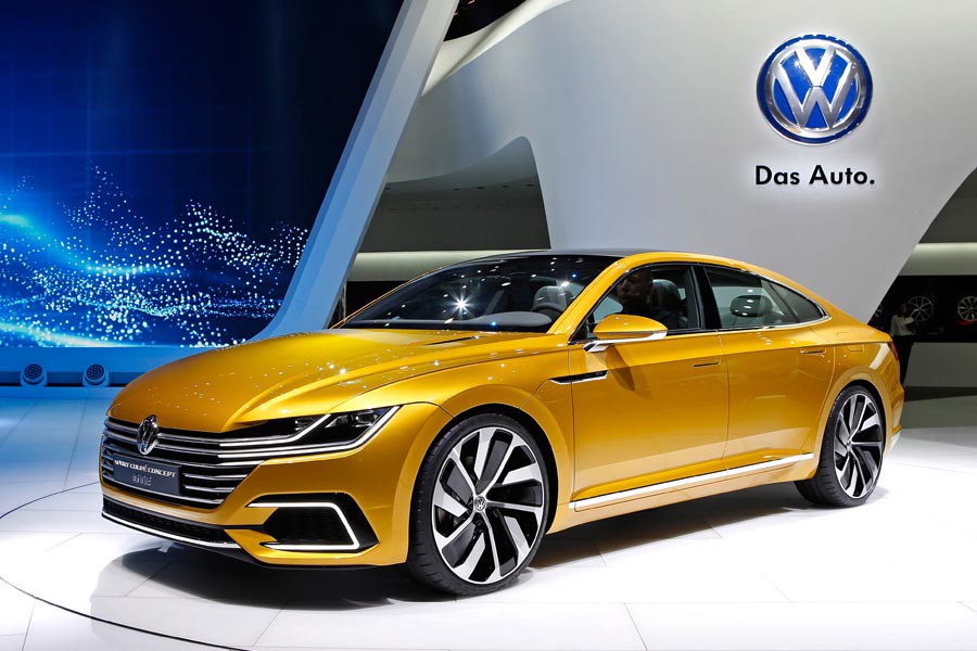 Νέο 4θυρο κουπέ VW Sport Coupé Concept GTE 380 PS