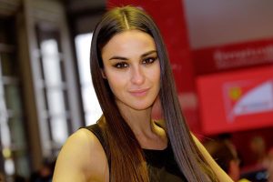 Τα αληθινά μοντέλα της Έκθεσης Αυτοκινήτου της Γενεύης