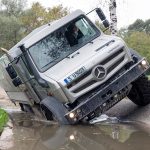 Νέο Mercedes-Benz Unimog είναι το απόλυτο εκτός δρόμου