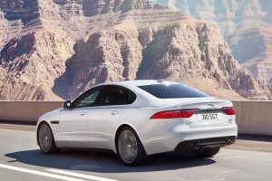 Νέα Jaguar XF με κατανάλωση και CO2 μίνι αυτοκινήτου!