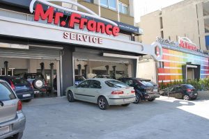 Συνεργείο αυτοκινήτων στη Νέα Σμύρνη και Λ. Συγγρού Mr. France