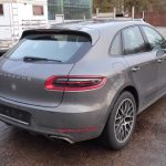Porsche Macan Turbo τρακαρισμένη πωλείται 57.500 ευρώ!