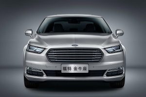 Νέο Ford Taurus με extra large ανέσεις και υψηλή πολυτέλεια