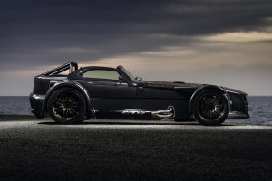 Donkervoort D8 GTO 2.5 TFSI 380 PS με γυμνό ανθρακόνημα