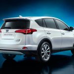 Ανανεωμένο Toyota RAV4 και πρώτη φορά RAV4 Hybrid