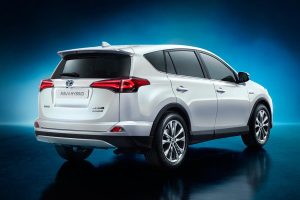 Ανανεωμένο Toyota RAV4 και πρώτη φορά RAV4 Hybrid