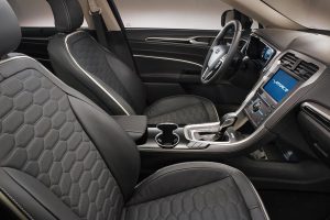 Νέο πολυτελές Ford Vignale Mondeo χειροποίητης παραγωγής