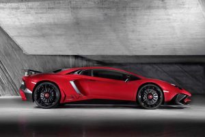 Lamborghini Aventador LP 750-4 Superveloce για 600 τυχερούς!
