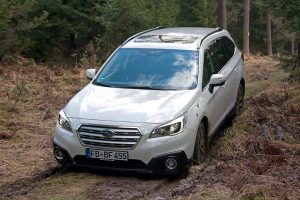 Ακριβότερα κατά 1.000 ευρώ τα Subaru Outback και Forester