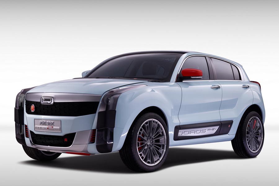 Νέο μικρό SUV Qoros 2 SUV PHEV Concept με υβριδική τετρακίνηση
